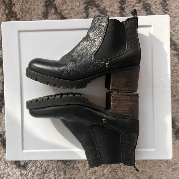 Bullboxer Morgan bootie black size 9.5-10. (40) - Picture 8 of 13
